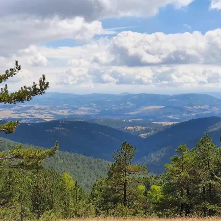 Vikendica Stojanovic *